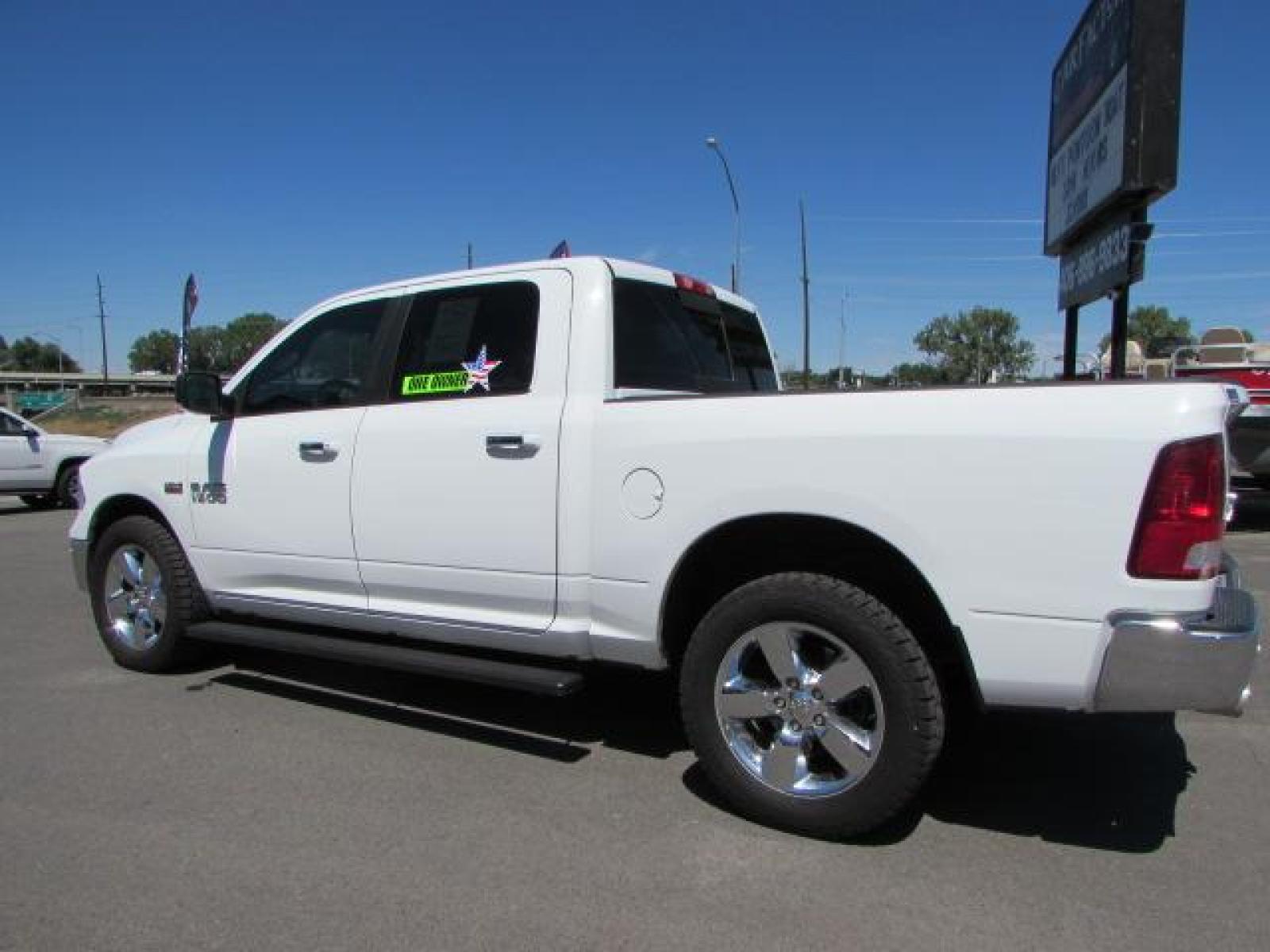 2018 White /Gray Cloth Ram 1500 SLT Bighorn Crew Cab SWB 4WD (3C6RR7LT7JG) with an 5.7L V8 OHV 16V engine, 8A transmission, located at 4562 State Avenue, Billings, MT, 59101, (406) 896-9833, 45.769516, -108.526772 - 2018 RAM 1500 SLT Bighorn Crew Cab 4WD - One owner! 5.7L V8 OHV 16V Hemi Engine - 8 speed automatic transmission - 4WD - 124,489 miles SLT Bighorn package - air conditioning - climate control - tilt wheel - cruise control - touchscreen bluetooth audio with steering wheel mounted controls - U C - Photo #1