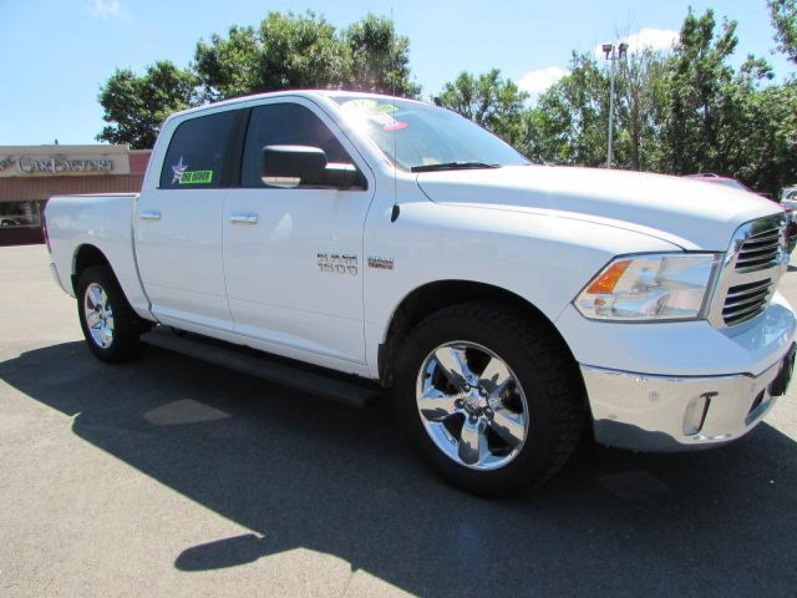 2018 White /Gray Cloth Ram 1500 SLT Bighorn Crew Cab SWB 4WD (3C6RR7LT7JG) with an 5.7L V8 OHV 16V engine, 8A transmission, located at 4562 State Avenue, Billings, MT, 59101, (406) 896-9833, 45.769516, -108.526772 - 2018 RAM 1500 SLT Bighorn Crew Cab 4WD - One owner! 5.7L V8 OHV 16V Hemi Engine - 8 speed automatic transmission - 4WD - 124,489 miles SLT Bighorn package - air conditioning - climate control - tilt wheel - cruise control - touchscreen bluetooth audio with steering wheel mounted controls - U C - Photo #5