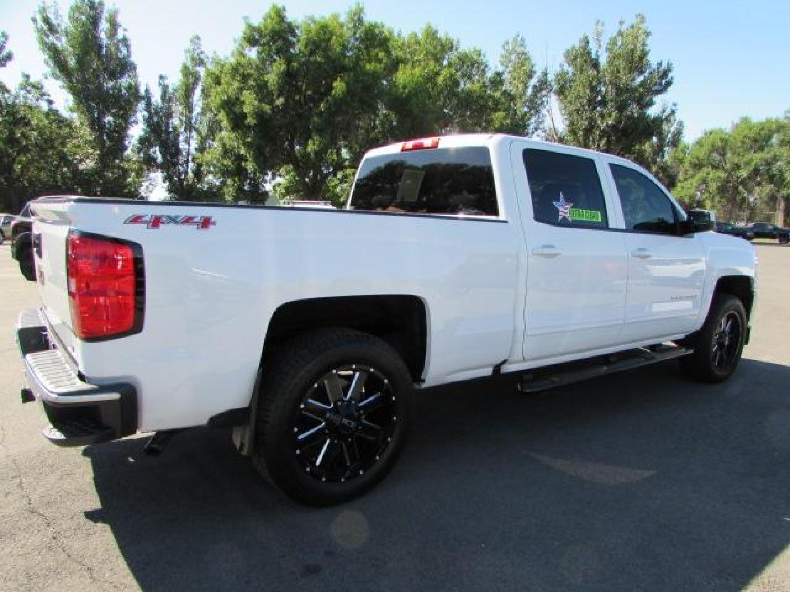 2017 White /Gray Cloth Chevrolet Silverado 1500 LT Crew Cab 4WD (1GCUKREC1HF) with an 5.3L V8 OHV 16V engine, 6A transmission, located at 4562 State Avenue, Billings, MT, 59101, (406) 896-9833, 45.769516, -108.526772 - Photo #3
