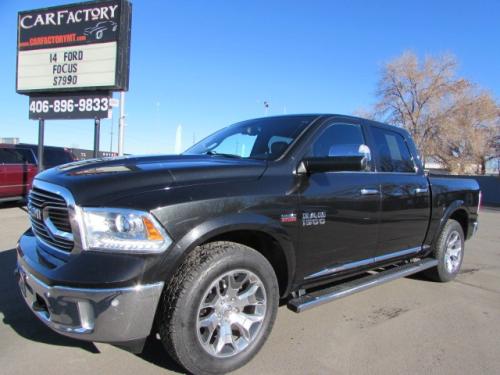 2017 RAM 1500 Laramie Limited Crew Cab 4WD - Extremely clean!