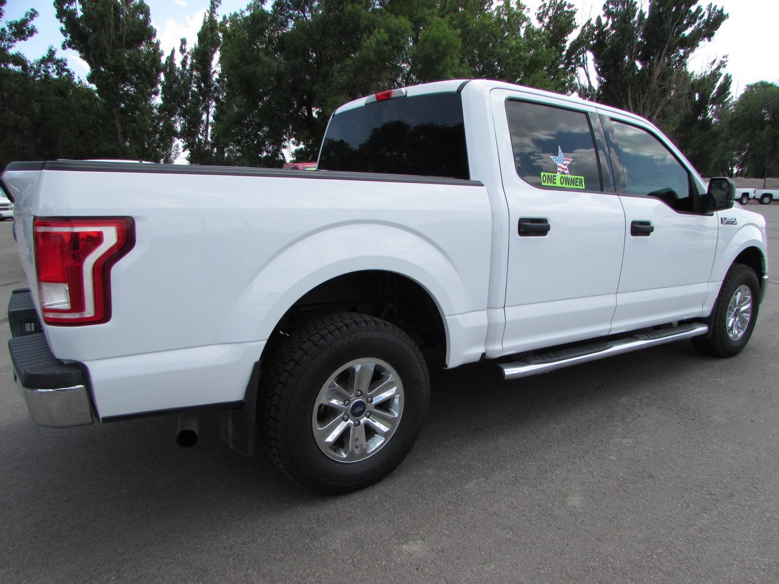 2017 White /Gray Cloth Ford F-150 XLT SuperCrew 5.5-ft. Bed 4WD (1FTEW1EG8HK) with an 3.5L V6 TURBO engine, 6A transmission, located at 4562 State Avenue, Billings, MT, 59101, (406) 896-9833, 45.769516, -108.526772 - 2017 Ford F-150 XLT SuperCrew 5.5-ft. Bed 4WD - One owner - Ecoboost! 3.5 V6 Ecoboost Turbo Engine - 6-Speed Automatic Transmission - 4WD - 84,956 miles - 94 point inspection 94 point inspection and serviced - copy of inspection and work performed as well as a full vehicle history report provi - Photo #3