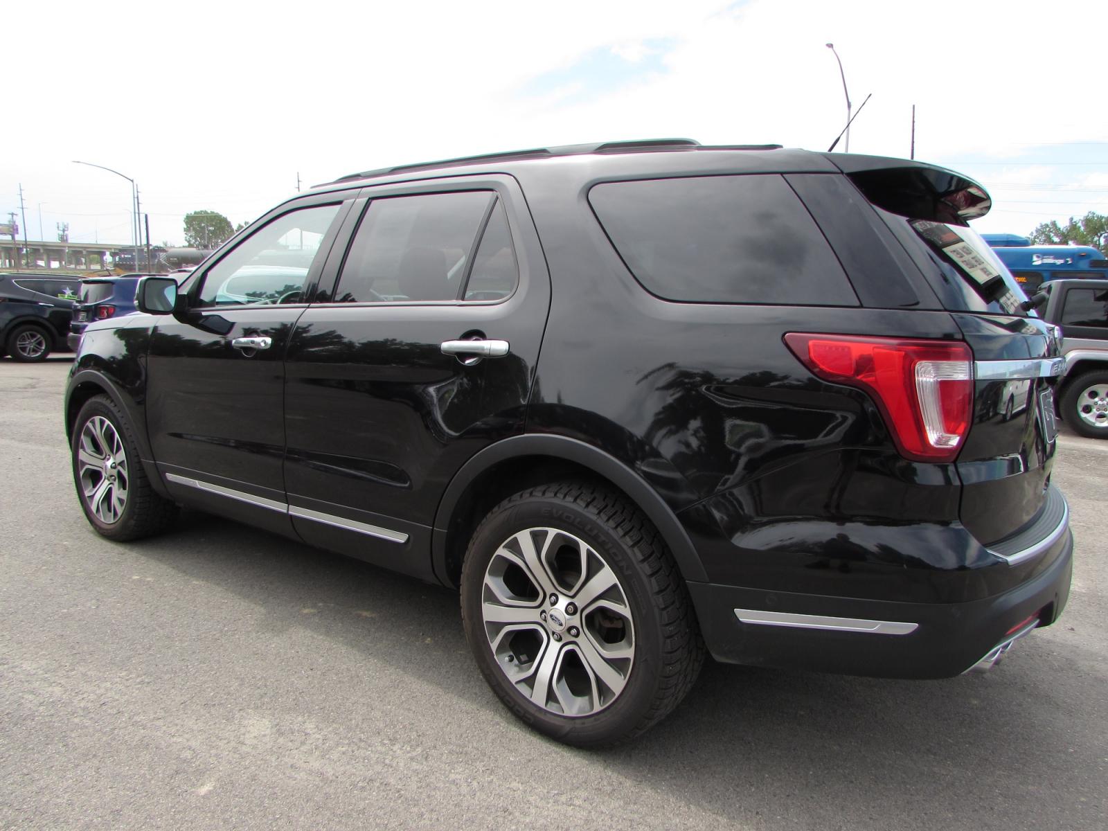 2019 Black /Gray Leather Ford Explorer Platinum AWD (1FM5K8HT2KG) with an 3.5L V6 DOHC 24V engine, 6A transmission, located at 4562 State Avenue, Billings, MT, 59101, (406) 896-9833, 45.769516, -108.526772 - 2019 Ford Explorer Platinum AWD - One owner - 38,758 miles! 3.5L V6 DOHC 24V engine - 6 speed automatic transmission - all wheel drive - 38,758 miles - One owner! Platinum package - air conditioning - dual zone climate control - power tilt and telescoping steering wheel - adaptive cruise cont - Photo #1