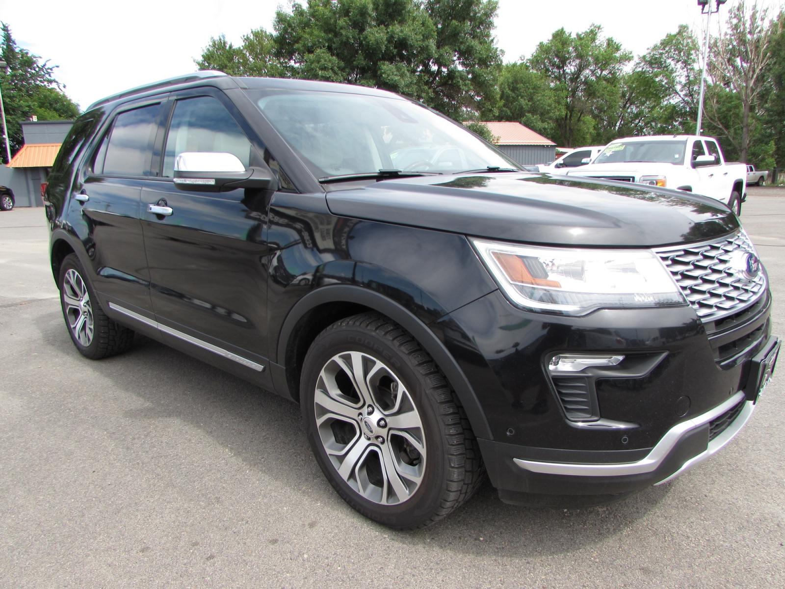 2019 Black /Gray Leather Ford Explorer Platinum AWD (1FM5K8HT2KG) with an 3.5L V6 DOHC 24V engine, 6A transmission, located at 4562 State Avenue, Billings, MT, 59101, (406) 896-9833, 45.769516, -108.526772 - 2019 Ford Explorer Platinum AWD - One owner - 38,758 miles! 3.5L V6 DOHC 24V engine - 6 speed automatic transmission - all wheel drive - 38,758 miles - One owner! Platinum package - air conditioning - dual zone climate control - power tilt and telescoping steering wheel - adaptive cruise cont - Photo #4