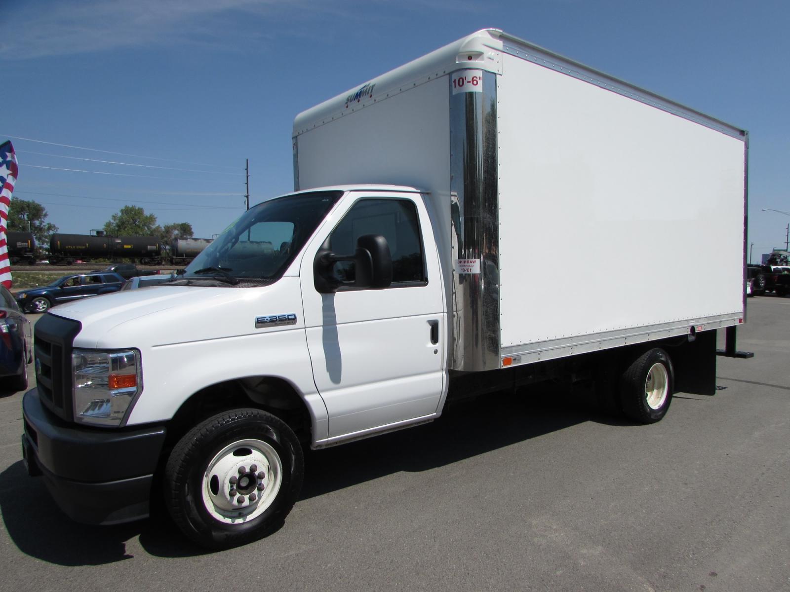 2022 White /Gray Ford Econoline E-350 Super Duty (1FDWE3FN0ND) with an 7.3LV8 OHV 16V engine, 6 speed automatic transmission, located at 4562 State Avenue, Billings, MT, 59101, (406) 896-9833, 45.769516, -108.526772 - 2022 Ford Econoline E-350 Super Duty - Box Van! 7.3LV8 OHV 16V Engine - 6 speed automatic transmission - Dual rear wheels - 14 ft Box - One owner - 62,261 miles Air conditioning - tilt wheel - cruise control - bluetooth audio - hands free phone operation - steering wheel mounted controls - pow - Photo #0