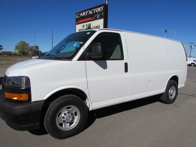 photo of 2018 Chevrolet Express 2500 Cargo - Tommy lift!
